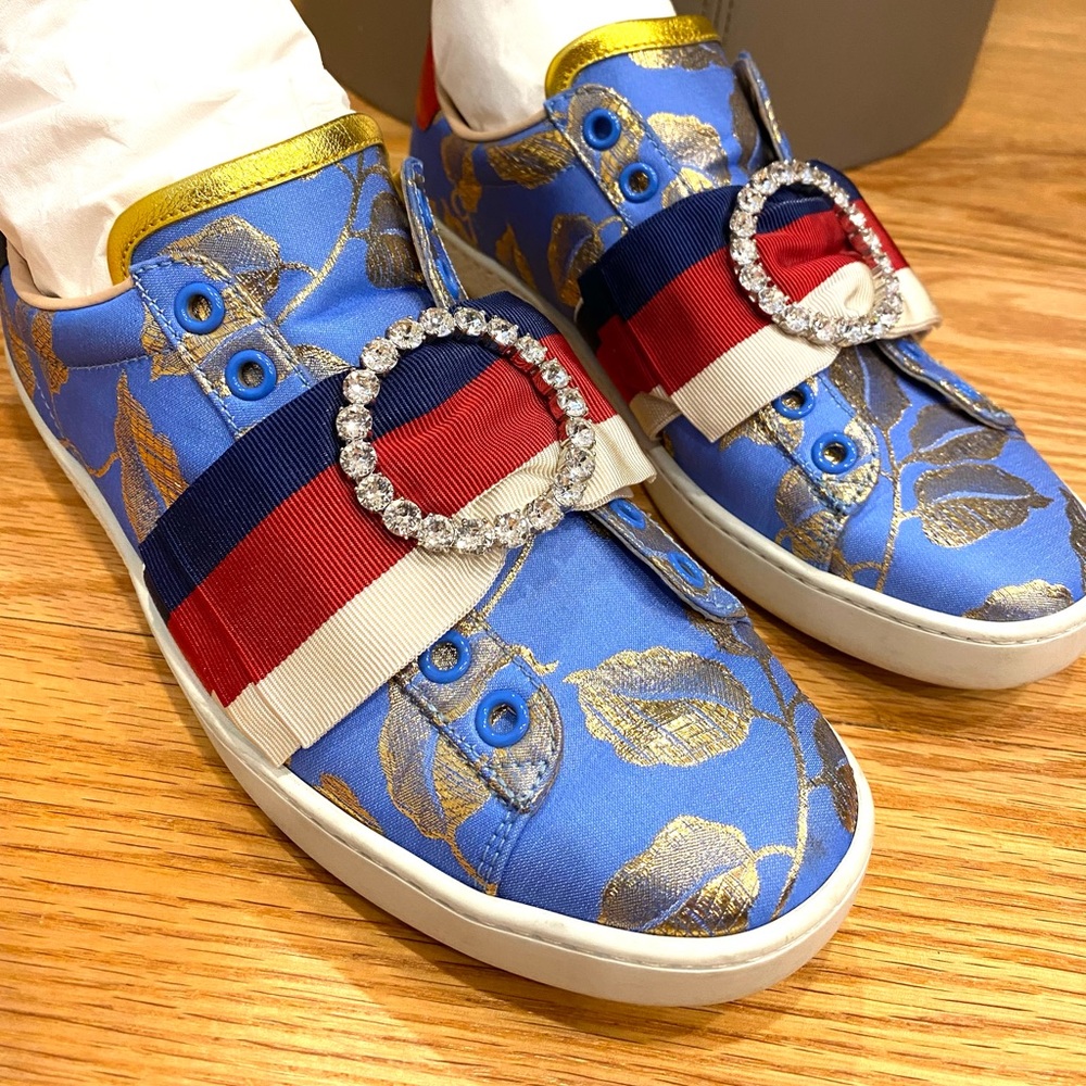 ✅SOLD ✅ 100% Authentic Branches Leaves Lur Gucci sneakers